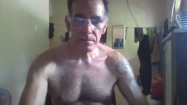 CaptainFox online show from June 2026 03:57:01 PM