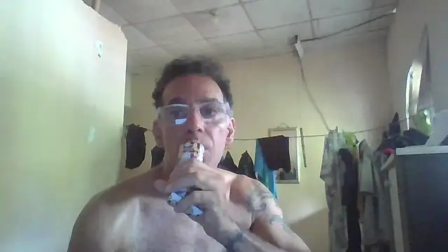 CaptainFox online show from July 2026 04:24:01 PM
