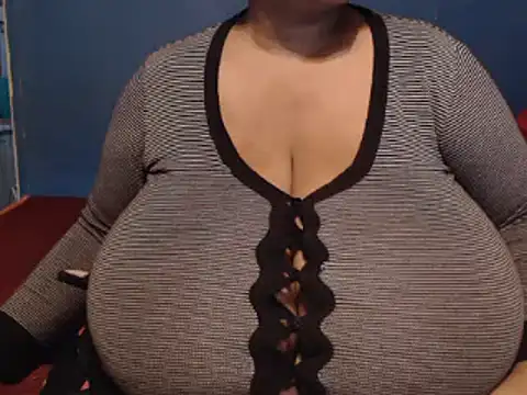 CUTEFIRMMELONSS online show from March 2025 08:53:01 PM