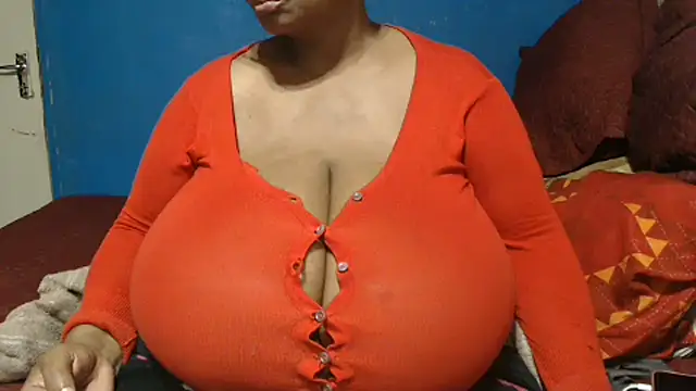 CUTEFIRMMELONSS online show from June 2026 07:28:02 PM