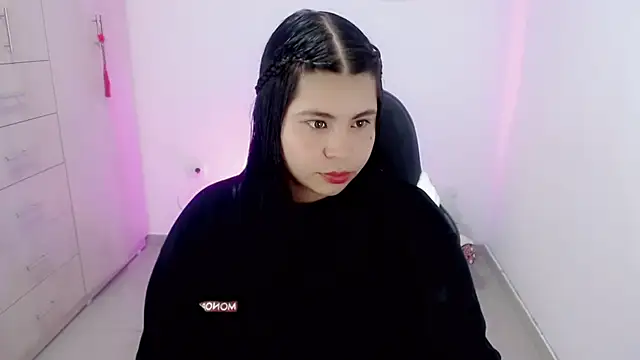 Snapshot of Youlittlepervertt_ chatting on December 2024 05:31:02 AM Youlittlepervertt online show from December 2024 05:31:02 AM