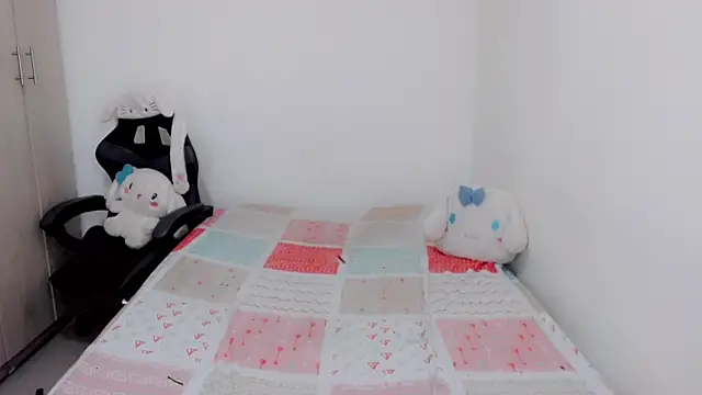 Youlittlepervertt  online show from October 2025 04:13:02 AM