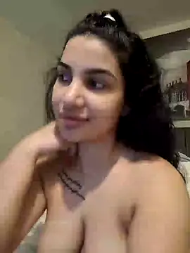 Snapshot of Samira30 chatting on December 2024 12:16:01 PM Samira30 online show from December 2024 12:16:01 PM
