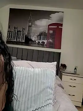 Snapshot of Samira30 chatting on January 2025 08:32:02 AM Samira30 online show from January 2025 08:32:02 AM