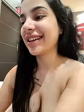 Snapshot of Samira30 chatting on March 2025 12:02:02 PM Samira30 online show from March 2025 12:02:02 PM