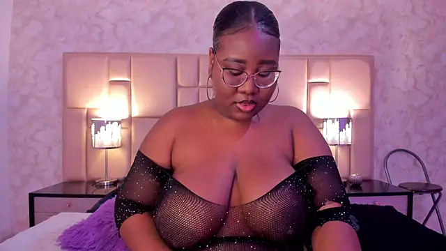 Snapshot of Darnellqueen chatting on January 2025 04:34:01 AM Darnellqueen online show from January 2025 04:34:01 AM