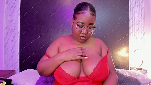 Snapshot of Darnellqueen chatting on September 2025 03:50:02 AM Darnellqueen online show from September 2025 03:50:02 AM