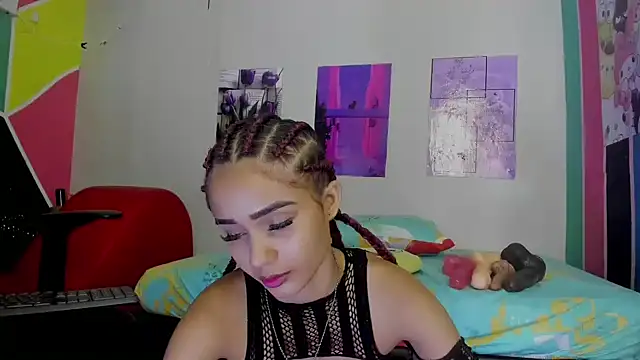 MarianaManzur online show from February 2025 08:34:02 PM