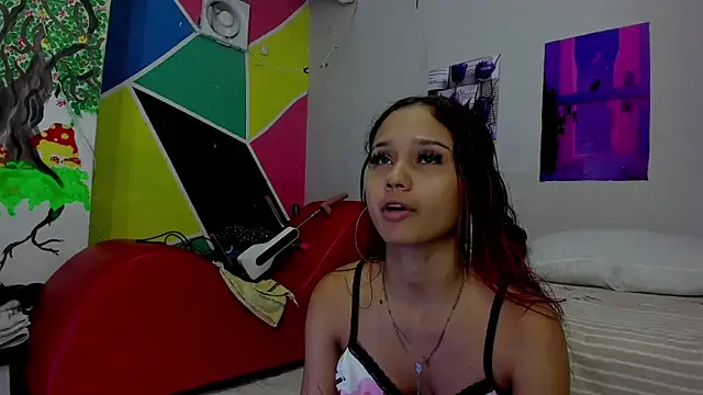 MarianaManzur online show from February 2025 02:11:02 PM