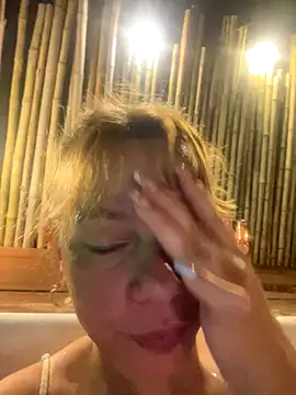 MilfClarett online show from October 2025 01:35:01 AM