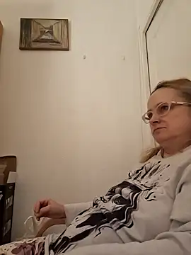 Snapshot of She-devilx chatting on January 2026 06:54:02 PM She-devilx online show from January 2026 06:54:02 PM