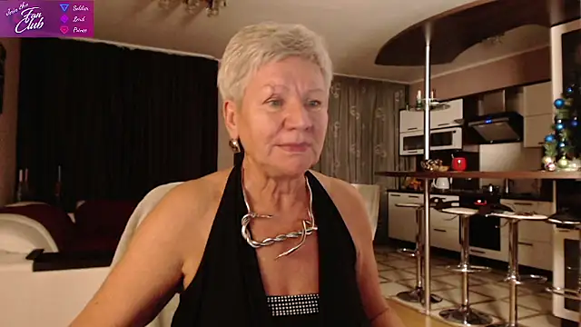 Snapshot of roxana_brooks chatting on December 2024 03:04:02 PM roxana brooks online show from December 2024 03:04:02 PM