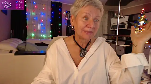 Snapshot of roxana_brooks chatting on January 2025 06:06:01 PM roxana brooks online show from January 2025 06:06:01 PM