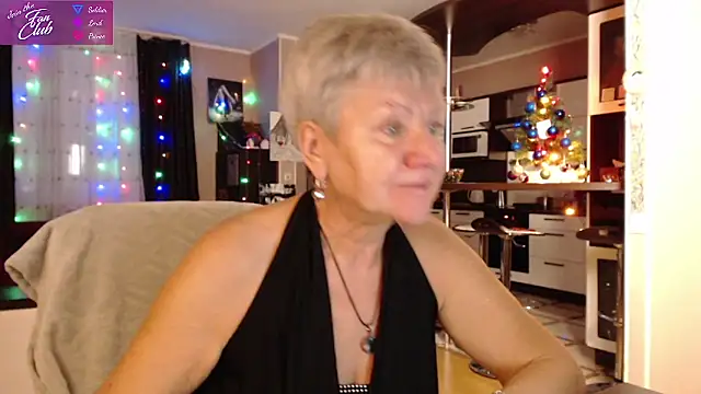 Snapshot of roxana_brooks chatting on January 2025 01:47:01 PM roxana brooks online show from January 2025 01:47:01 PM