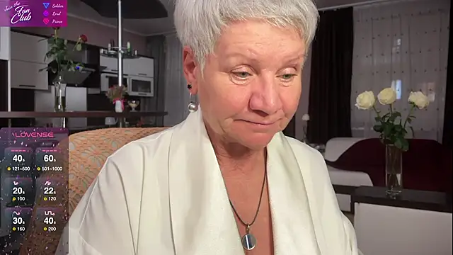 Snapshot of roxana_brooks chatting on February 2025 09:18:02 PM roxana brooks online show from February 2025 09:18:02 PM