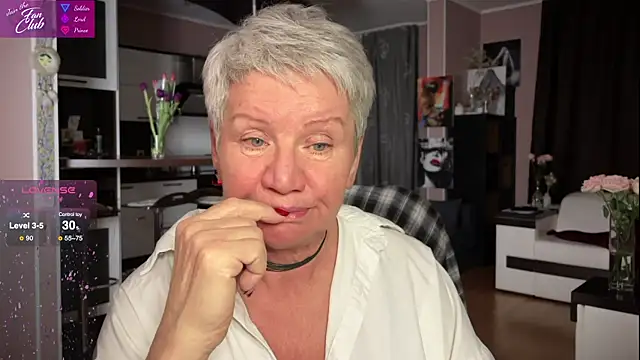 Snapshot of roxana_brooks chatting on March 2025 08:35:02 PM roxana brooks online show from March 2025 08:35:02 PM