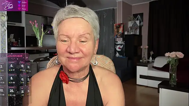 Snapshot of roxana_brooks chatting on March 2025 06:23:01 PM roxana brooks online show from March 2025 06:23:01 PM