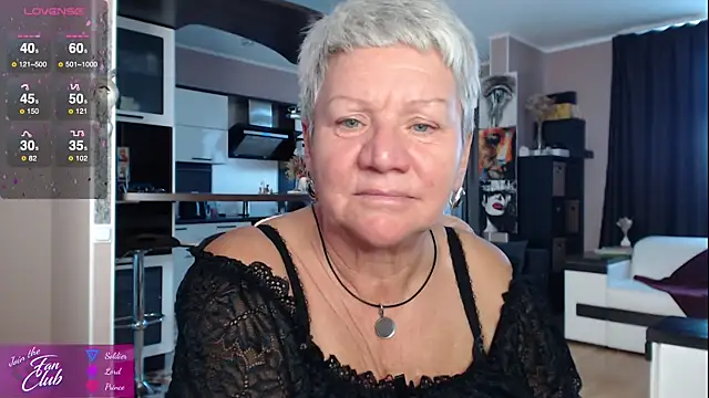 Snapshot of roxana_brooks chatting on September 2025 02:54:01 PM roxana brooks online show from September 2025 02:54:01 PM