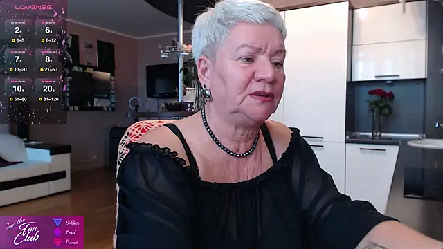 Snapshot of roxana_brooks chatting on October 2025 02:36:01 PM roxana brooks online show from October 2025 02:36:01 PM