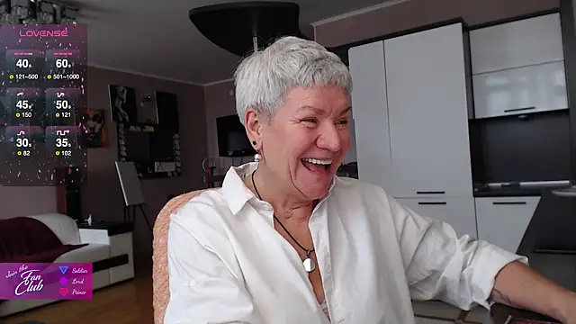 Snapshot of roxana_brooks chatting on October 2025 11:53:02 AM roxana brooks online show from October 2025 11:53:02 AM