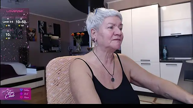 Snapshot of roxana_brooks chatting on October 2025 10:23:02 AM roxana brooks online show from October 2025 10:23:02 AM