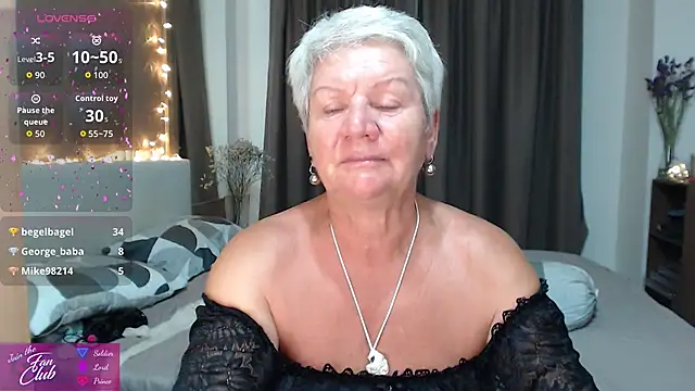 roxana brooks online show from May 2026 02:03:02 PM
