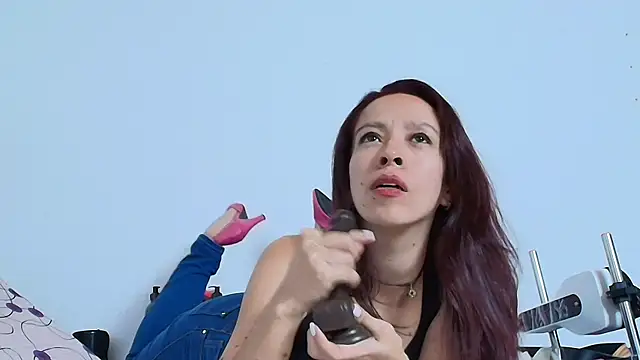 Snapshot of ANGELSEX_11 chatting on January 2025 05:37:01 PM ANGELSEX 11 online show from January 2025 05:37:01 PM