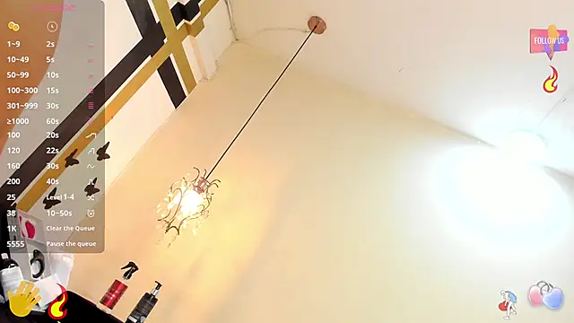 Snapshot of LunaGudi chatting on February 2025 02:32:01 PM LunaGudi online show from February 2025 02:32:01 PM