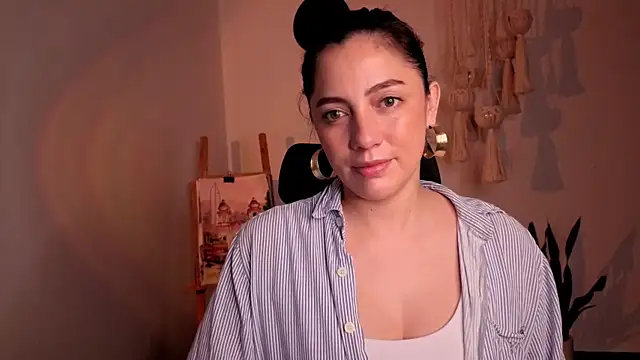 Mala Bad online show from December 2025 03:41:02 PM