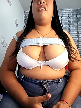 Snapshot of patty_bersh chatting on February 2025 08:07:02 AM patty bersh online show from February 2025 08:07:02 AM