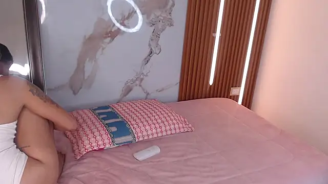 mary live online show from September 2025 08:01:02 PM