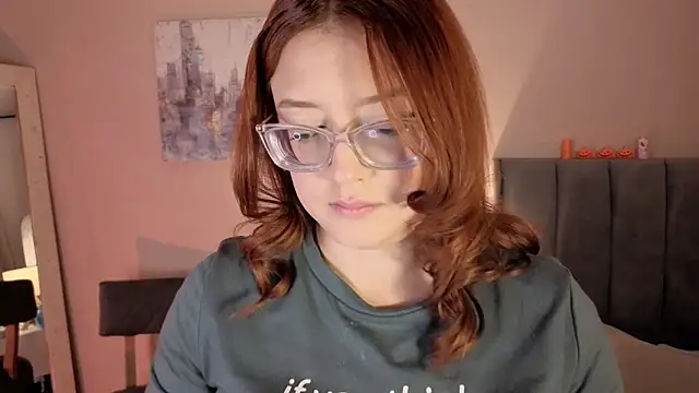 MiaFranklyn online show from October 2025 02:27:02 PM