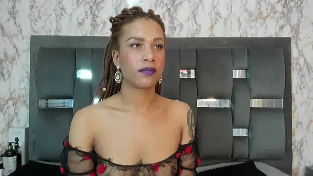 Snapshot of Nicolette_russo chatting on January 2025 06:31:01 AM Nicolette russo online show from January 2025 06:31:01 AM