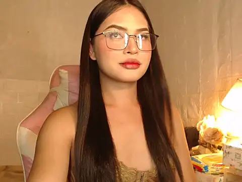 Ashely Lewis online show from October 2025 03:31:01 PM