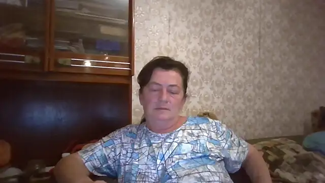 GypsiQueen2 online show from September 2025 07:13:02 PM