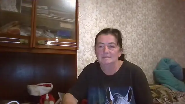 GypsiQueen2 online show from October 2025 07:09:02 PM