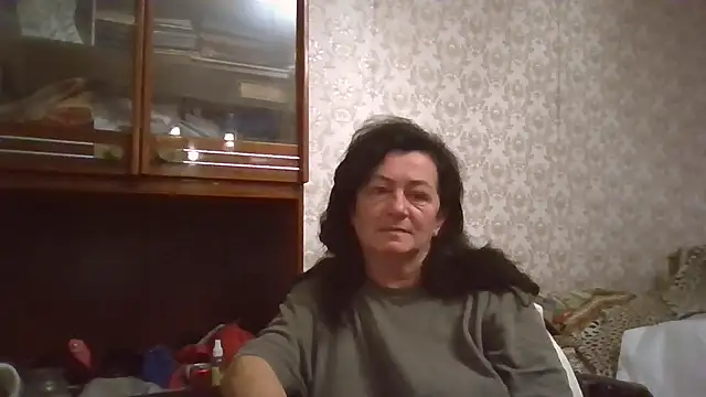 GypsiQueen2 online show from November 2025 04:06:02 PM