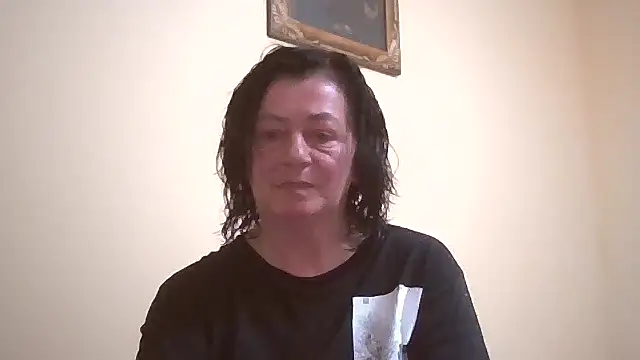 Snapshot of GypsiQueen2 chatting on April 2026 06:14:02 PM GypsiQueen2 online show from April 2026 06:14:02 PM