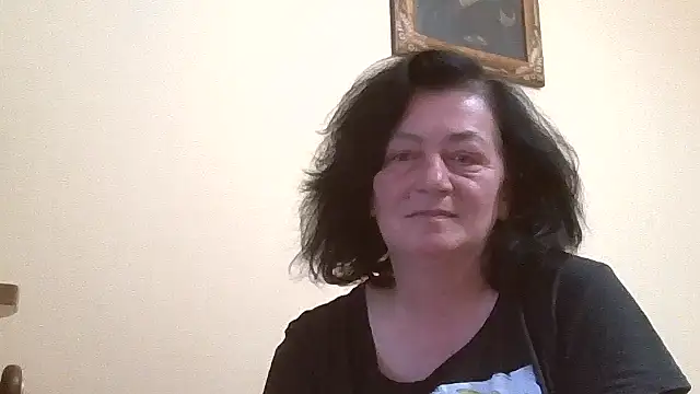 Snapshot of GypsiQueen2 chatting on May 2026 05:40:02 PM GypsiQueen2 online show from May 2026 05:40:02 PM