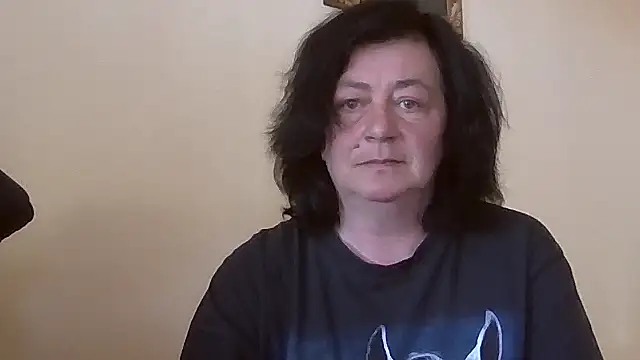 Snapshot of GypsiQueen2 chatting on May 2026 03:07:02 PM GypsiQueen2 online show from May 2026 03:07:02 PM