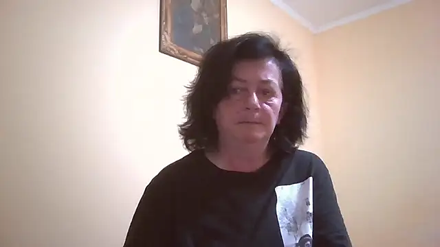 Snapshot of GypsiQueen2 chatting on May 2026 06:46:01 PM GypsiQueen2 online show from May 2026 06:46:01 PM