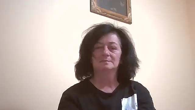 Snapshot of GypsiQueen2 chatting on May 2026 07:52:02 PM GypsiQueen2 online show from May 2026 07:52:02 PM