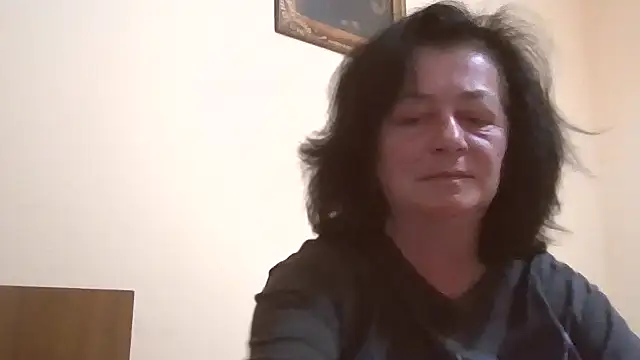 Snapshot of GypsiQueen2 chatting on May 2026 06:13:01 PM GypsiQueen2 online show from May 2026 06:13:01 PM