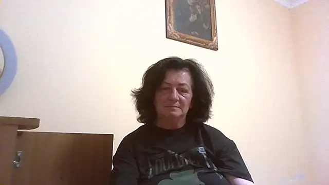 Snapshot of GypsiQueen2 chatting on May 2026 07:51:01 PM GypsiQueen2 online show from May 2026 07:51:01 PM