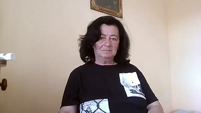 Snapshot of GypsiQueen2 chatting on May 2026 12:56:01 PM GypsiQueen2 online show from May 2026 12:56:01 PM