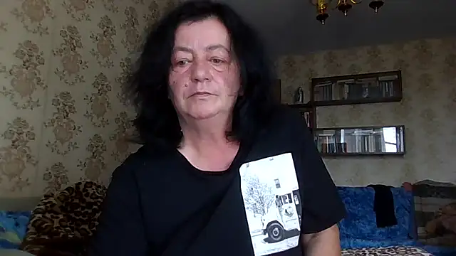GypsiQueen2 online show from July 2026 01:24:02 PM