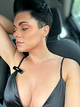 LukeLouHarvey online show from November 2025 07:18:02 AM