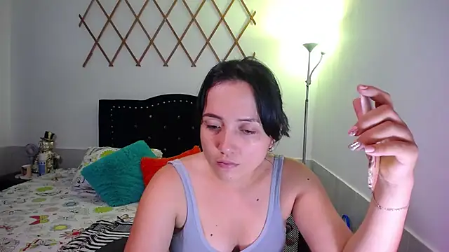 naughty girl 4u online show from October 2025 08:21:02 PM