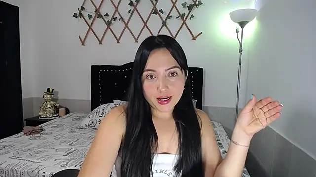 Snapshot of naughty_girl_4u chatting on March 2026 12:56:02 AM naughty girl 4u online show from March 2026 12:56:02 AM