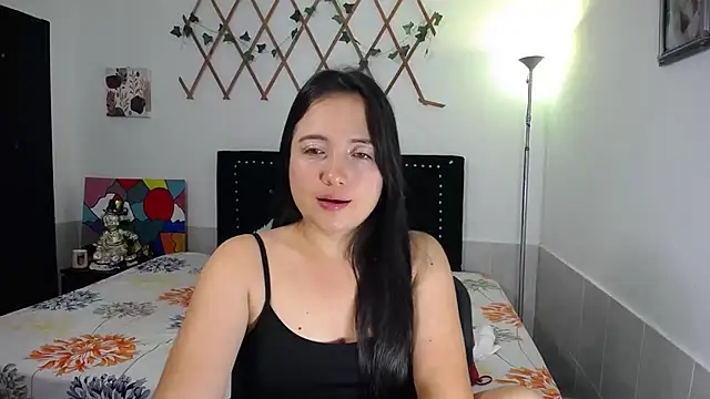 naughty girl 4u online show from May 2026 09:23:01 PM